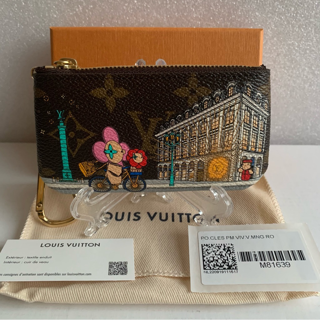 Louis Vuitton 2022 Vivienne Holiday Animation Key Pouch Cles Paris
